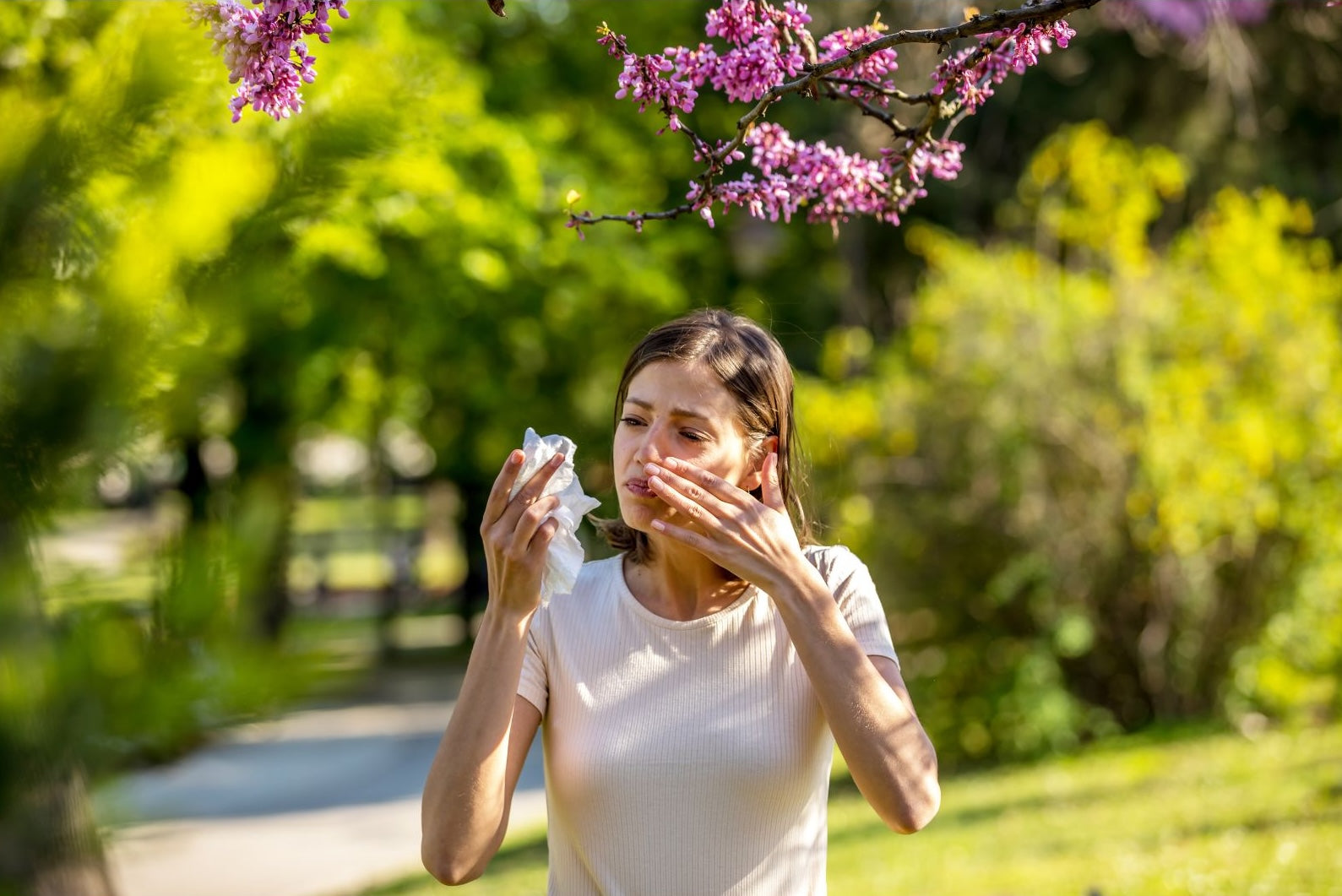 Frau mit Allergie